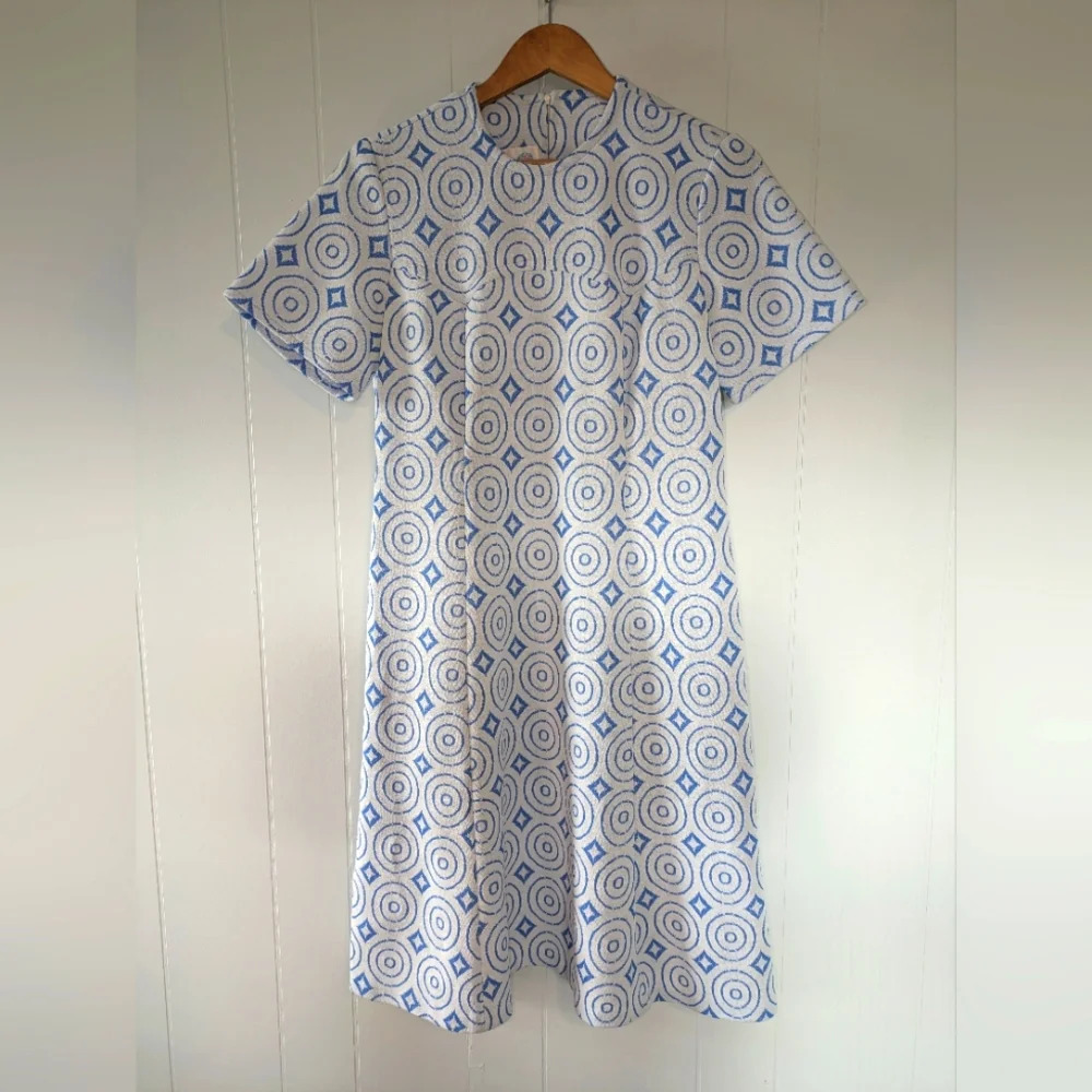 Morro Bay Mod Dress Blue and White size 14.5 Geometric 60's‎ 70's Style